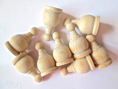 Hardwood small game pieces - small,